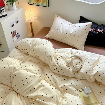 91家纺网 家纺一手货源 找家纺 （总）阿曼达 2024新款ins博主风奶fufu软fufu水洗m法式奶油风氛围感波点条纹格子四件套