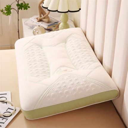 91家纺网 家纺一手货源 找家纺 （总）煌朝 2024新款梅乐面包扭花枕