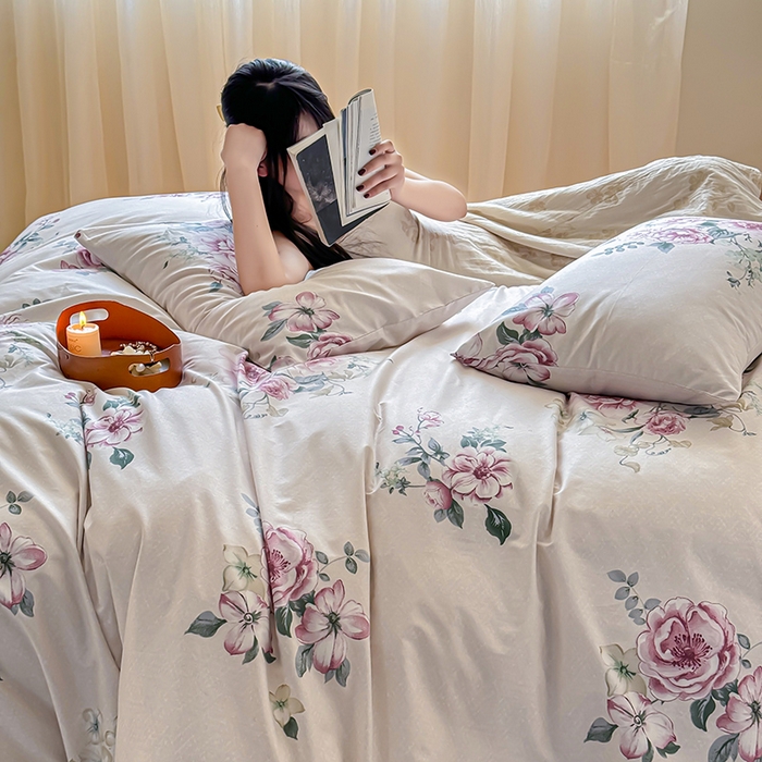 91家纺网 家纺一手货源 找家纺 2024新款全棉13370花卉款系列四件套 花云