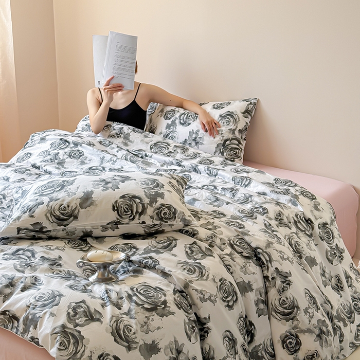 91家纺网 家纺一手货源 找家纺 2024新款全棉13370花卉款系列四件套 花期