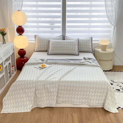 91家纺网 家纺一手货源 找家纺 典冠 2024新款A类凉感亲肤毯夏被 格子纹