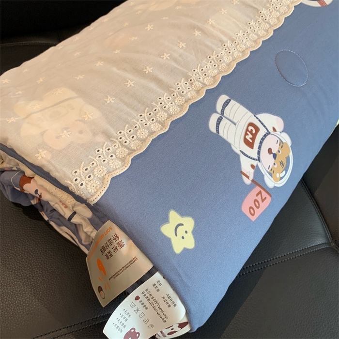 91家纺网 家纺一手货源 找家纺 奈萝 2024新款法式花边针织夏被春秋被 太空熊