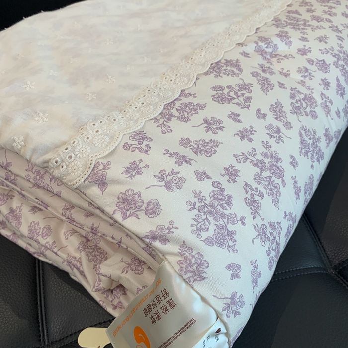 91家纺网 家纺一手货源 找家纺 奈萝 2024新款法式花边针织夏被春秋被 雅香