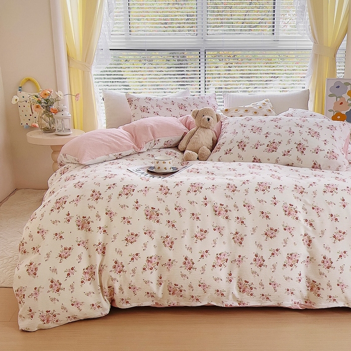 91家纺网 家纺一手货源 找家纺 氧家 2024新款水洗棉华夫格泡泡纱四件套 爱丽丝粉