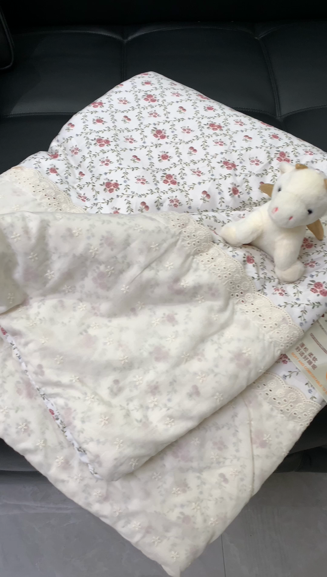 91家纺网 家纺一手货源 找家纺 奈萝 2024新款法式花边针织夏被春秋被 樱桃