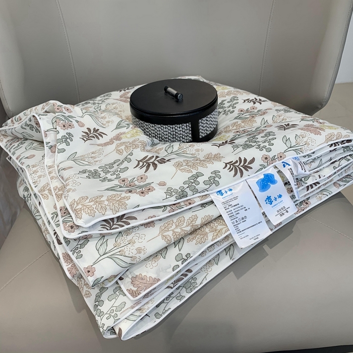 91家纺网 家纺一手货源 找家纺 奈萝家纺 2024新款A类凉感丝小凉皮夏被可机洗夏被新品空调被桔梗