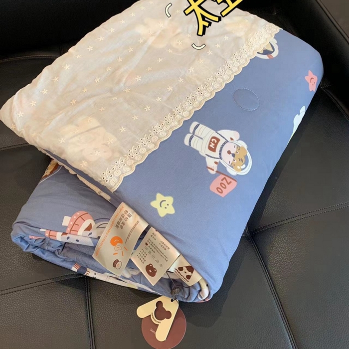 91家纺网 家纺一手货源 找家纺 奈萝 2024新款法式花边针织夏被春秋被 太空熊