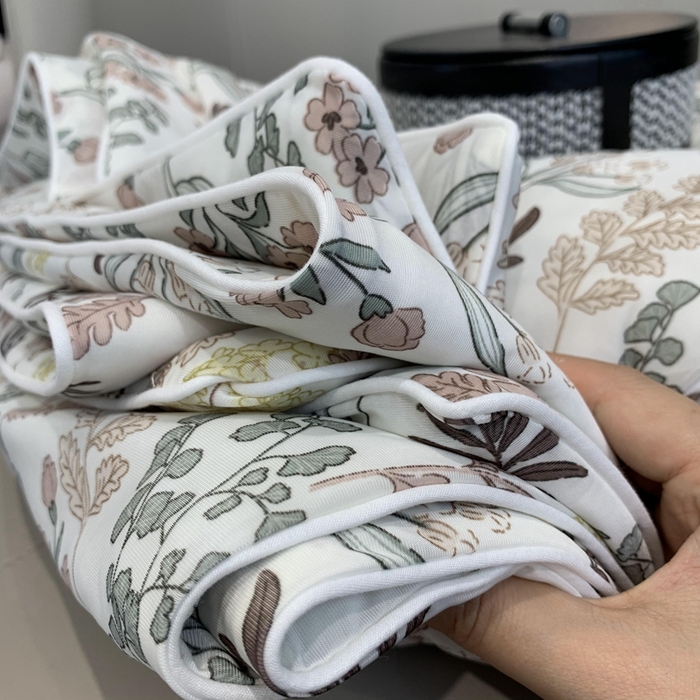 91家纺网 家纺一手货源 找家纺 奈萝家纺 2024新款A类凉感丝小凉皮夏被可机洗夏被新品空调被桔梗