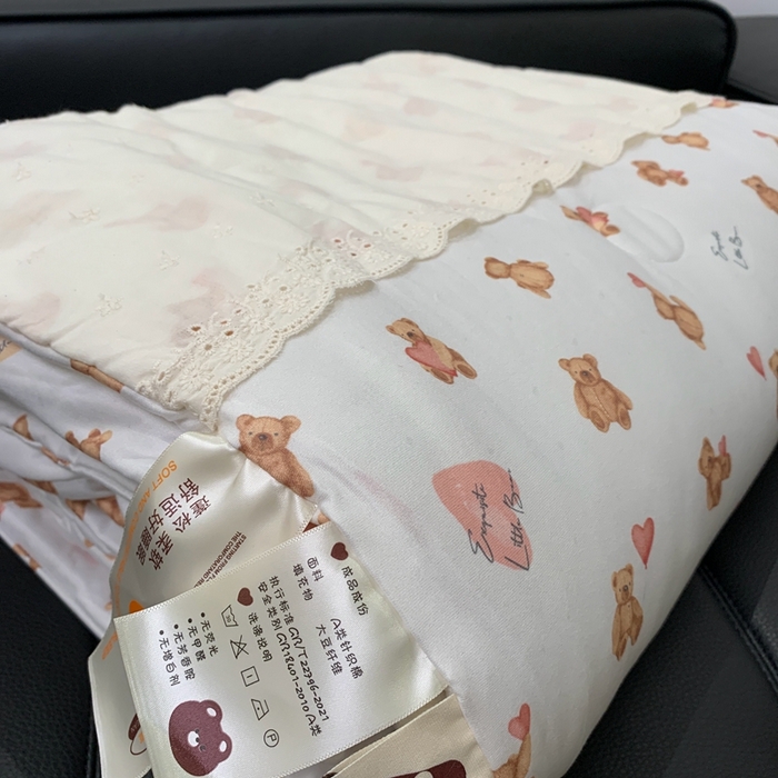 91家纺网 家纺一手货源 找家纺 奈萝 2024新款法式花边针织夏被春秋被 爱心熊