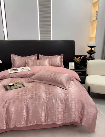 91家纺网 家纺一手货源 找家纺 莱欧纳家纺 2025新款轻奢欧式提花四件套 繁花-豆沙