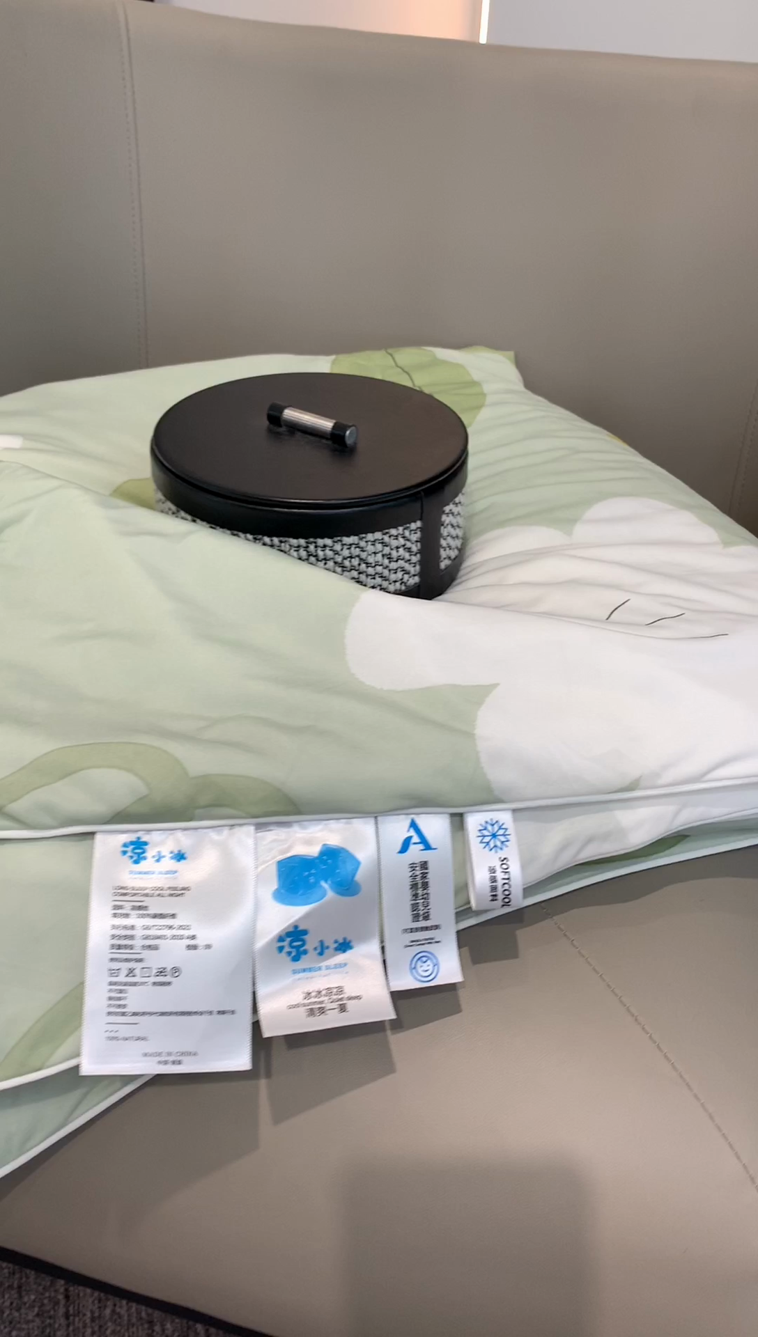 91家纺网 家纺一手货源 找家纺 奈萝家纺 2024新款A类凉感丝小凉皮夏被可机洗夏被新品空调被小苍梨