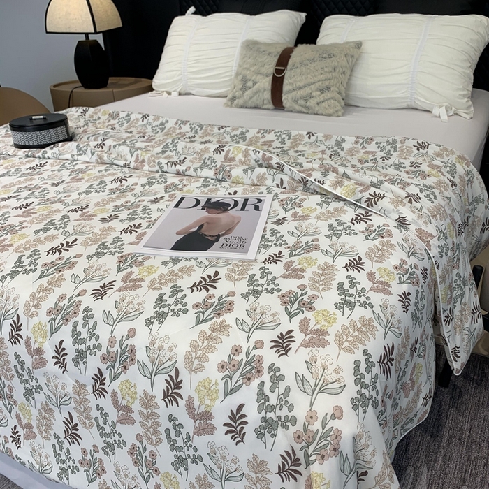 91家纺网 家纺一手货源 找家纺 奈萝家纺 2024新款A类凉感丝小凉皮夏被可机洗夏被新品空调被桔梗