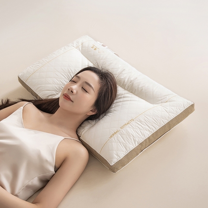 91家纺网 家纺一手货源 找家纺 （总）贵夫人 2024新款天然氧棉草本护颈枕枕头枕芯