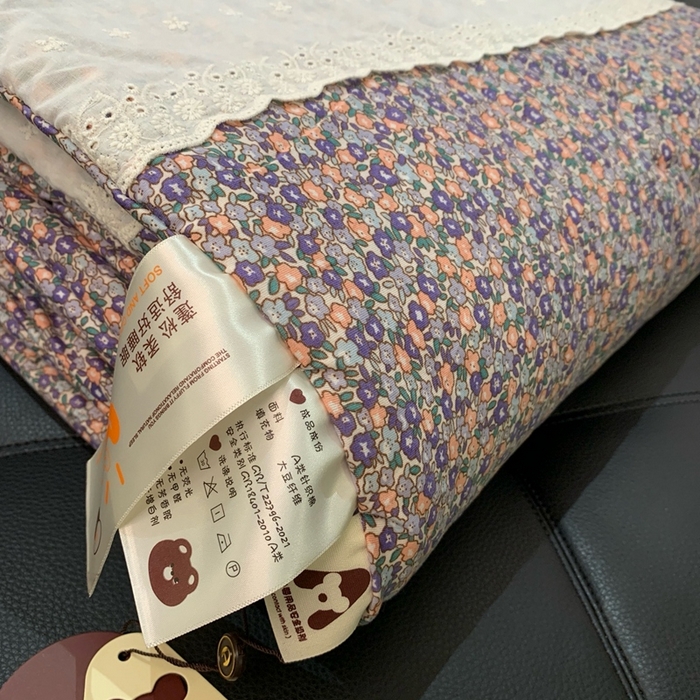 91家纺网 家纺一手货源 找家纺 奈萝 2024新款法式花边针织夏被春秋被 紫梦