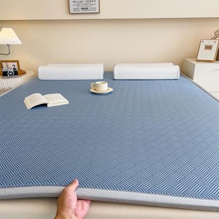 91家纺网 家纺一手货源 找家纺 孩子王家纺 2024新款包边工艺凉席地垫打地铺神器 饼干花蓝-宽边