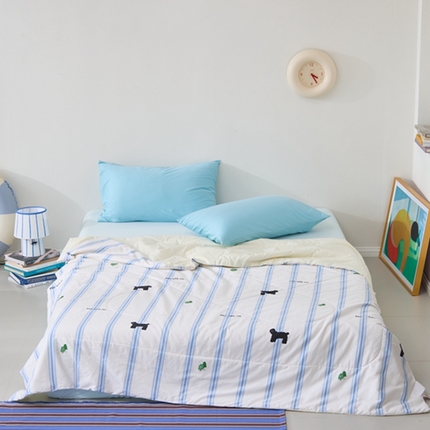 91家纺网 家纺一手货源 找家纺 原研家居 2024新款40支全棉13070印花夏被 蓝条狗