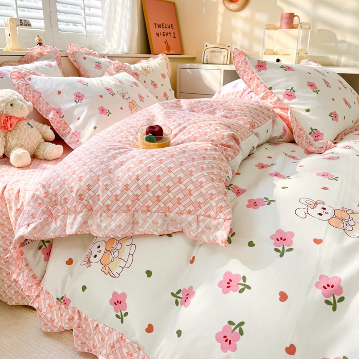 91家纺网 家纺一手货源 找家纺 上尚居 2024直播爆款卡通小清新韩版花边公主风水洗棉磨毛四件套 花丛小兔