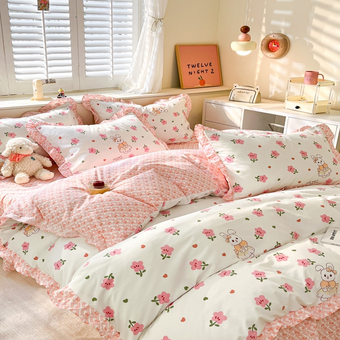 91家纺网 家纺一手货源 找家纺 上尚居 2024直播爆款卡通小清新韩版花边公主风水洗棉磨毛四件套 花丛小兔