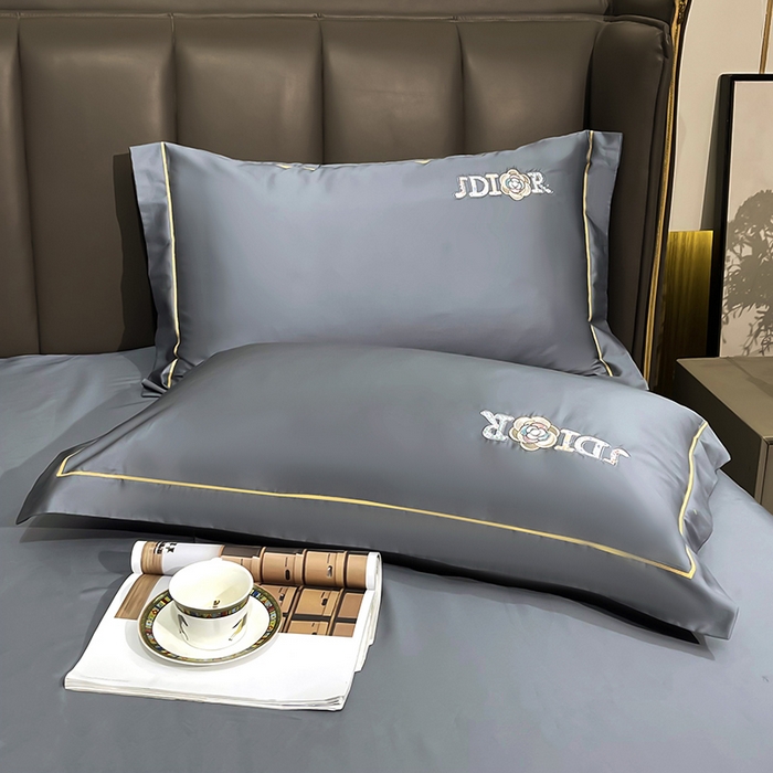 91家纺网 家纺一手货源 找家纺 艾迪尚家纺 2025新款120S刺绣长绒棉单被套 山茶花-绅士灰