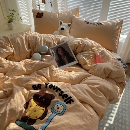 91家纺网 家纺一手货源 找家纺 （总）顾里家纺 2024新款韩系卡通毛巾绣云朵棉四件套