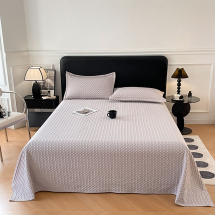 91家纺网 家纺一手货源 找家纺 圣比熊 2025新款魔方格泡泡大提花床单华夫格床垫保护套床护垫 魔方格泡泡-银月灰