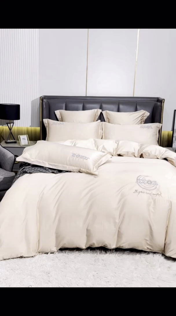 91家纺网 家纺一手货源 找家纺 艾迪尚家纺 2025新款120S刺绣长绒棉四六件套 山茶花-香槟金