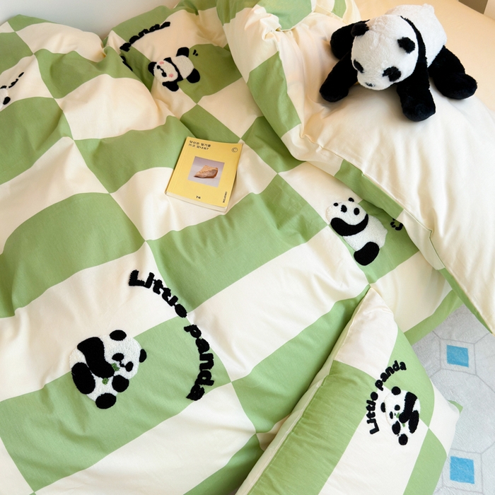 91家纺网 家纺一手货源 找家纺 锦觅 2024新款学生季全棉小清新绣花时尚复古卡通三件套四件套 调皮国宝