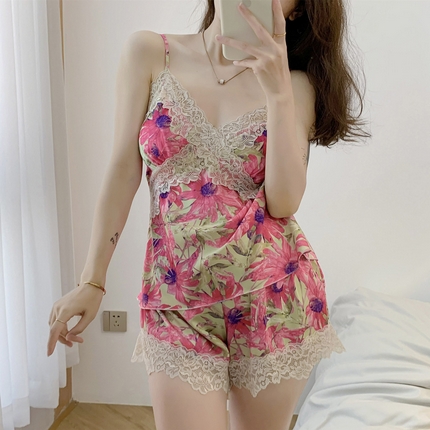 91家纺网 家纺一手货源 找家纺 （总）洛兰沙家居馆【只代发】【只代发】 2024新款睡衣女夏季冰丝薄款性感带胸垫吊带短裤两件套春秋家居服软蕾丝两套包邮