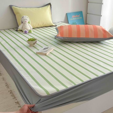 91家纺网 家纺一手货源 找家纺 （总）柚子YOUTH 2024新款900D简约条纹拼色冰丝席