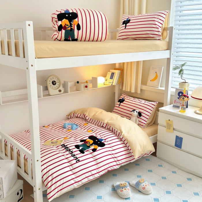 91家纺网 家纺一手货源 找家纺 锦觅 2024新款学生季全棉小清新绣花时尚复古卡通三件套四件套 所象披靡