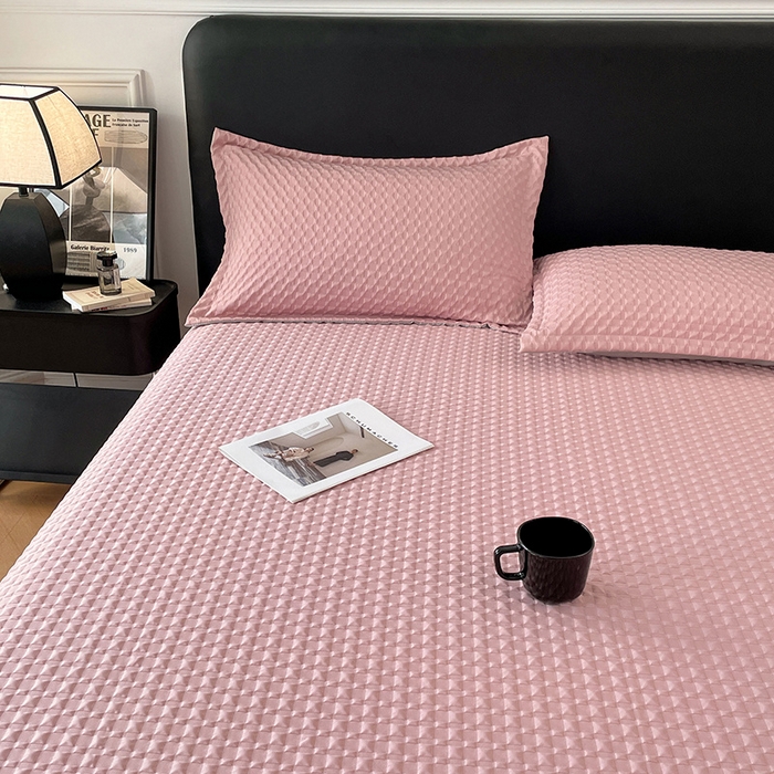 91家纺网 家纺一手货源 找家纺 梦舒羽 2025新款魔方格泡泡大提花床单华夫格床垫保护套床护垫 魔方格泡泡-梦幻粉