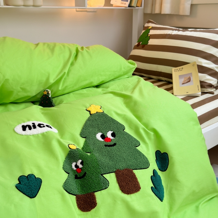 91家纺网 家纺一手货源 找家纺 锦觅 2024新款学生季全棉小清新绣花时尚复古卡通三件套四件套 摇钱树