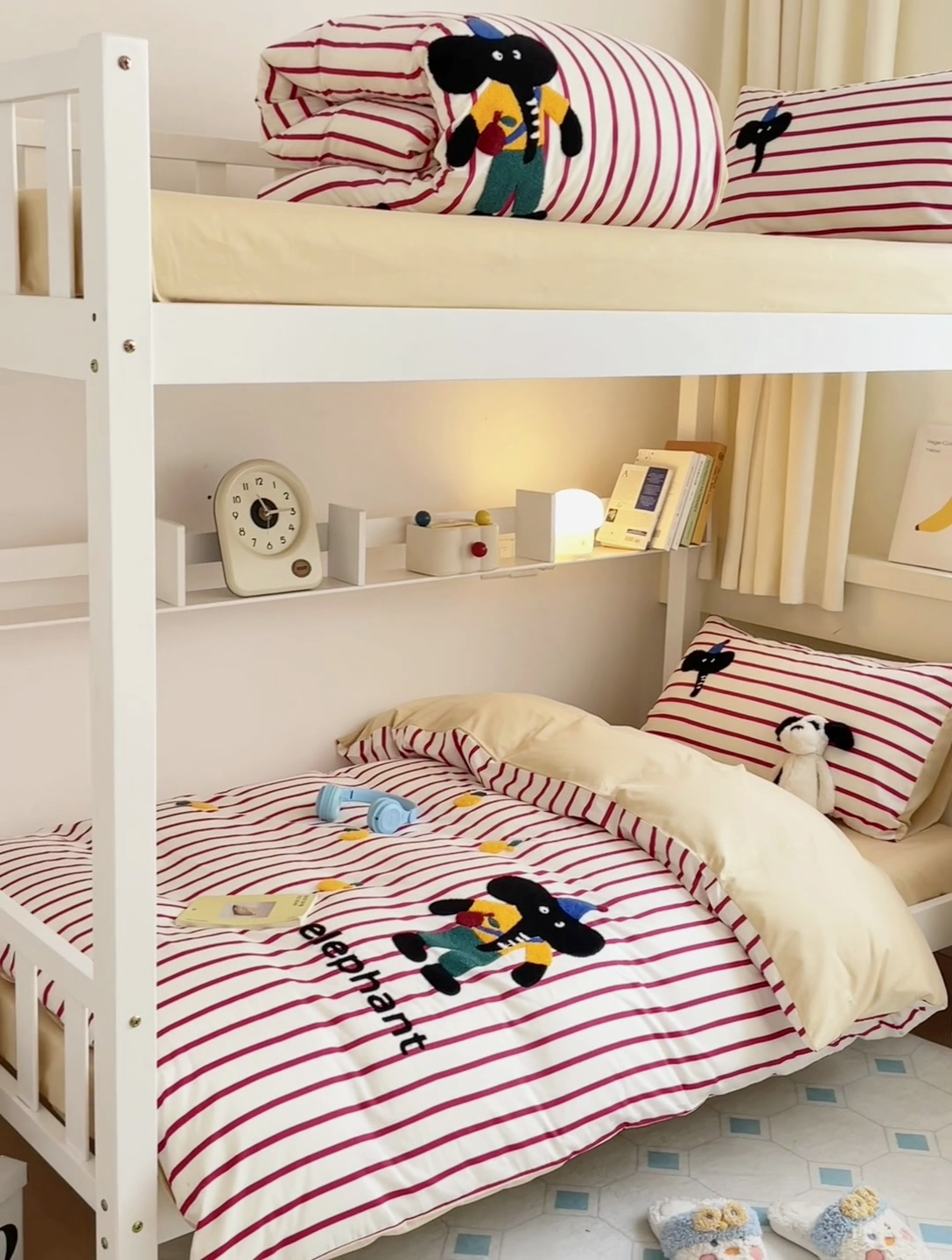 91家纺网 家纺一手货源 找家纺 锦觅 2024新款学生季全棉小清新绣花时尚复古卡通三件套四件套 所象披靡