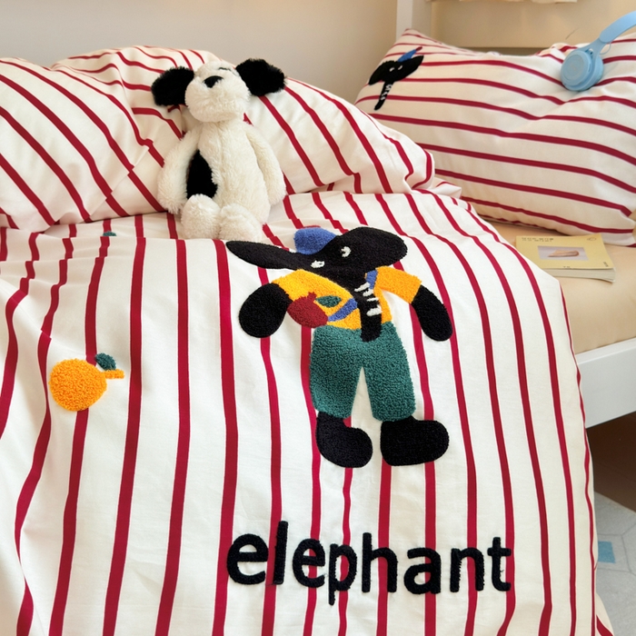 91家纺网 家纺一手货源 找家纺 锦觅 2024新款学生季全棉小清新绣花时尚复古卡通三件套四件套 所象披靡