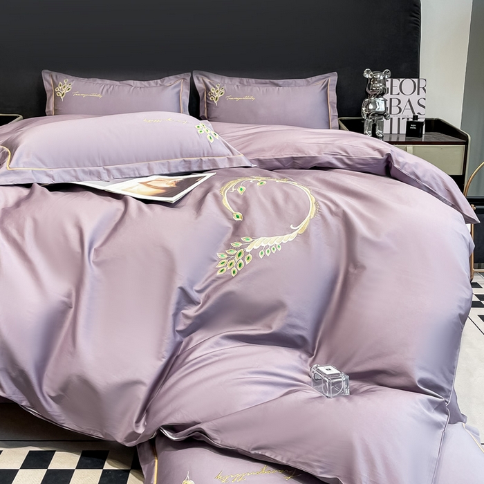 91家纺网 家纺一手货源 找家纺 艾迪尚家纺 2025新款120S刺绣长绒棉四六件套 孔雀-罗兰紫