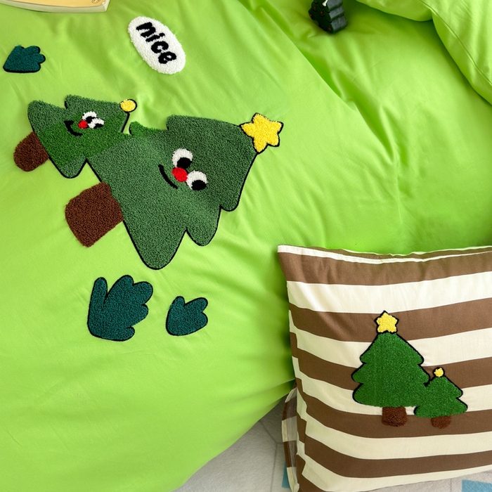 91家纺网 家纺一手货源 找家纺 锦觅 2024新款学生季全棉小清新绣花时尚复古卡通三件套四件套 摇钱树