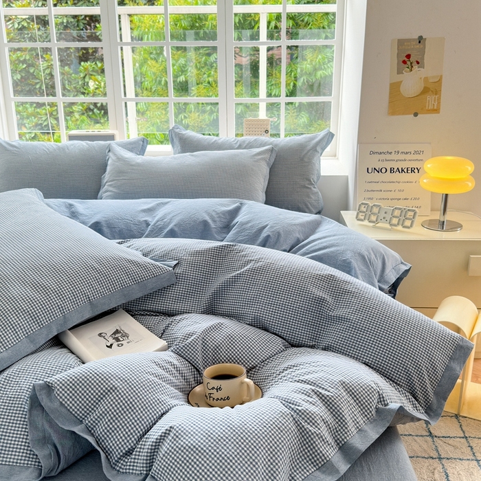 91家纺网 家纺一手货源 找家纺 晚依家纺 2025新款全棉色织水洗棉宽边断角四件套 爱的邂逅-蓝