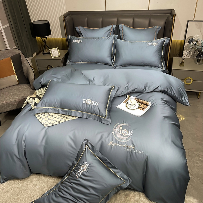 91家纺网 家纺一手货源 找家纺 艾迪尚家纺 2025新款120S刺绣长绒棉四六件套 山茶花-绅士灰