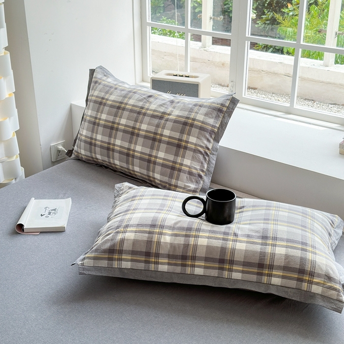 91家纺网 家纺一手货源 找家纺 晚依家纺 2024新款全棉色织水洗棉宽边断角四件套 幸福恋曲-灰