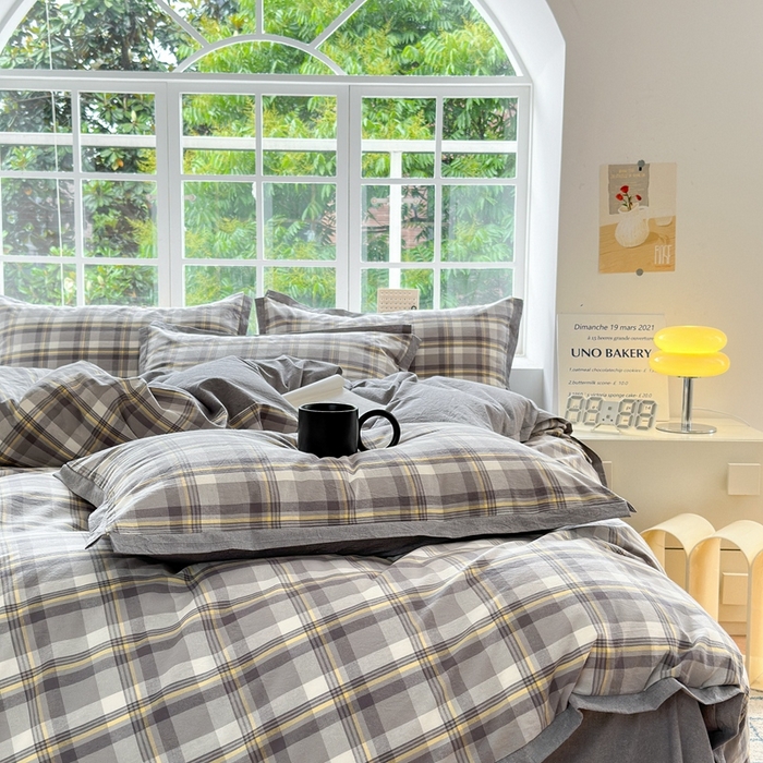 91家纺网 家纺一手货源 找家纺 晚依家纺 2024新款全棉色织水洗棉宽边断角四件套 幸福恋曲-灰