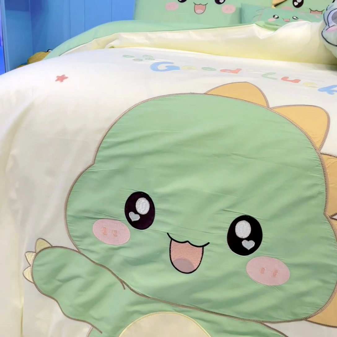 91家纺网 家纺一手货源 找家纺 佳梦家纺 2024新款40支全棉高端贴布绣卡通四件套 米迦