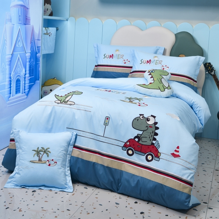 91家纺网 家纺一手货源 找家纺 佳梦家纺 2024新款40支全棉高端贴布绣卡通四件套 恐龙