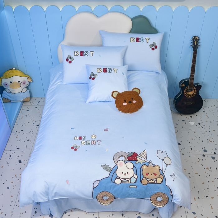 91家纺网 家纺一手货源 找家纺 佳梦家纺 2024新款40支全棉轻熟贴布绣卡通四套件 快乐之旅