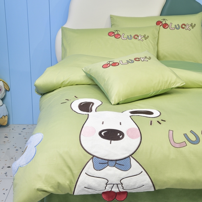 91家纺网 家纺一手货源 找家纺 佳梦家纺 2024新款40支全棉轻熟贴布绣卡通四套件 咻狗