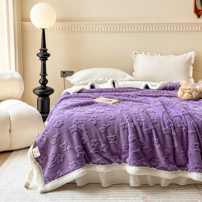 91家纺网 家纺一手货源 找家纺 呗旺鹿 2024新款多巴胺双面塔肤绒高克重盖毯（特价款） 花岛