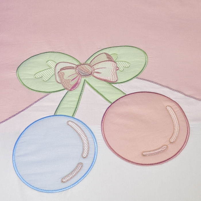 91家纺网 家纺一手货源 找家纺 佳梦家纺 2024新款40支全棉轻熟贴布绣卡通四套件 甜心樱桃