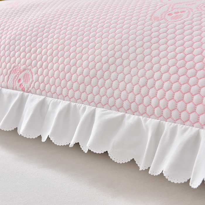 91家纺网 家纺一手货源 找家纺 艾兜坊 2024新款针织冰豆豆花边枕套 小熊·粉