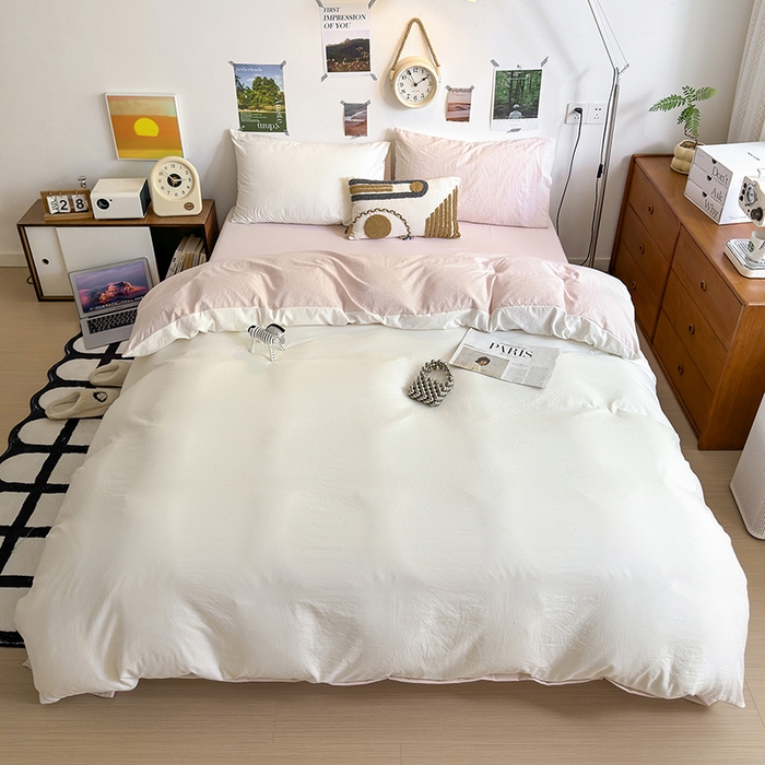 91家纺网 家纺一手货源 找家纺 沐芷 2024新款超柔105g纯色水洗棉四件套-柔雅系列 柔雅-奶白粉玉