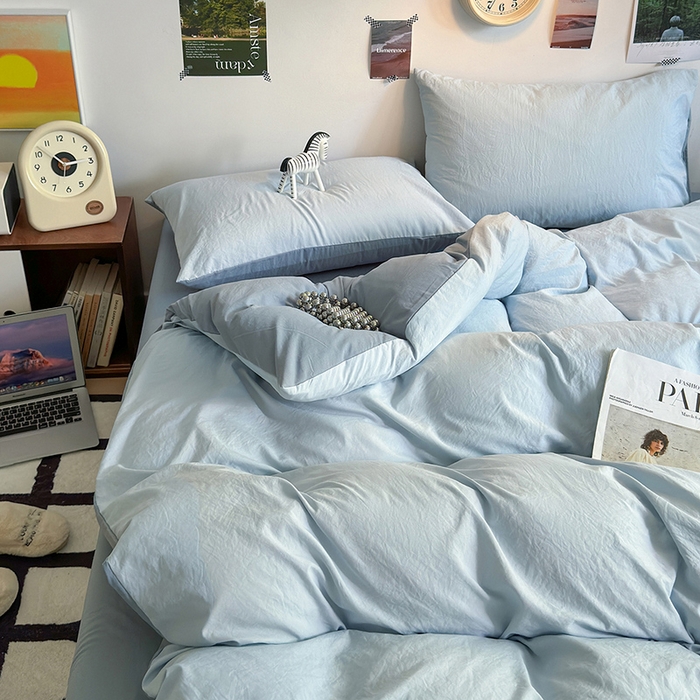 91家纺网 家纺一手货源 找家纺 沐芷 2024新款超柔105g纯色水洗棉四件套-柔雅系列 柔雅-冰蓝雾灰