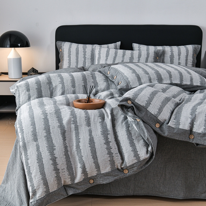 91家纺网 家纺一手货源 找家纺 娜娜 2024新款全棉双层纱大提花四件套 条纹-灰